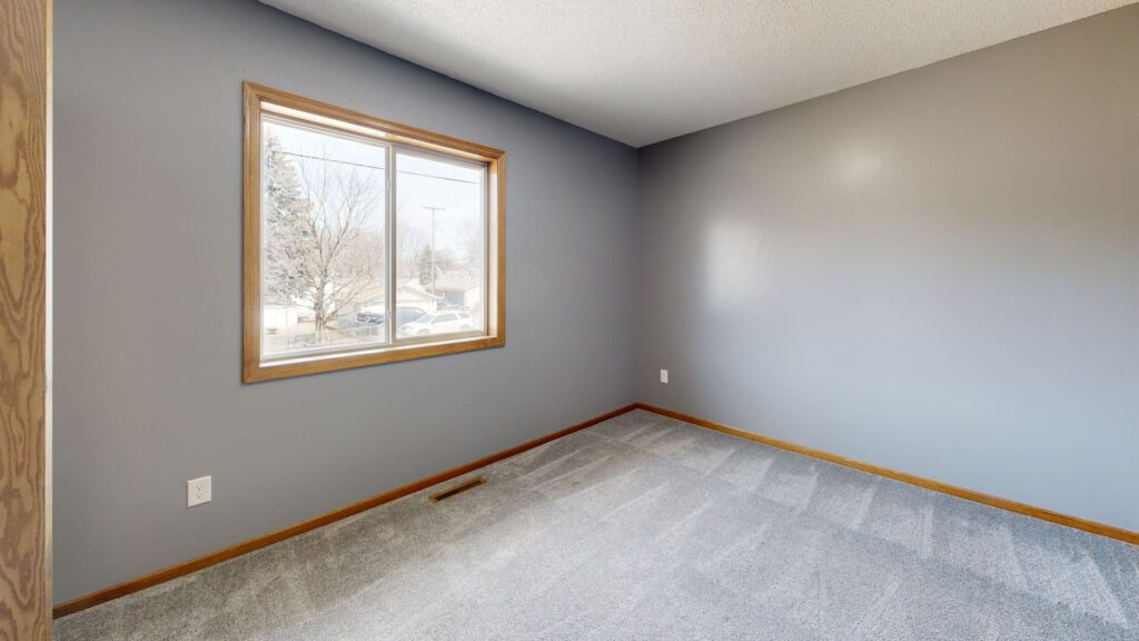 Why Your North-Facing Room Makes Every Color Look Flat - light & season